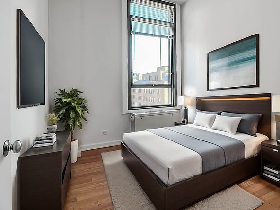 3rd image of 4 Park Ave APT 21K