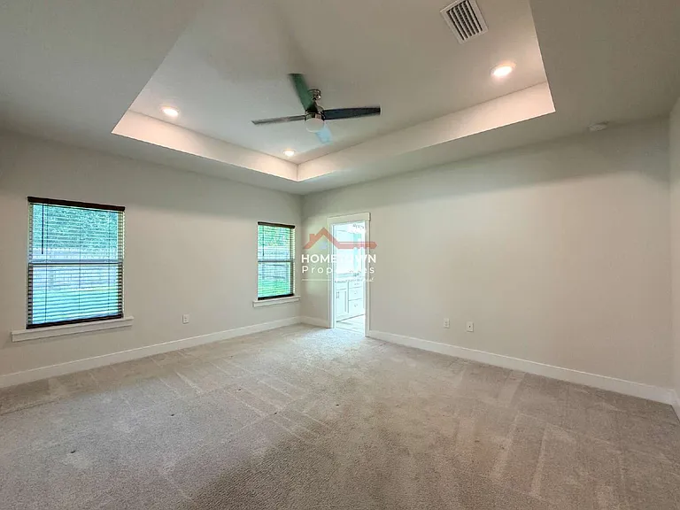 220 Camellia Dr — Photo 15