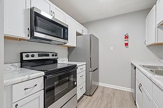 1st image of 820 27th St