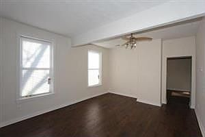 2nd image of 611 Market St