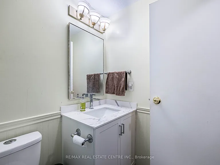 49 Rhonda Rd #121 — Photo 41