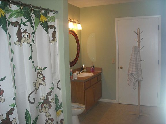 Main Bathroom