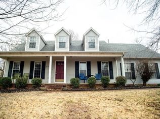 224 Weatheridge Dr, Jackson, TN 38305