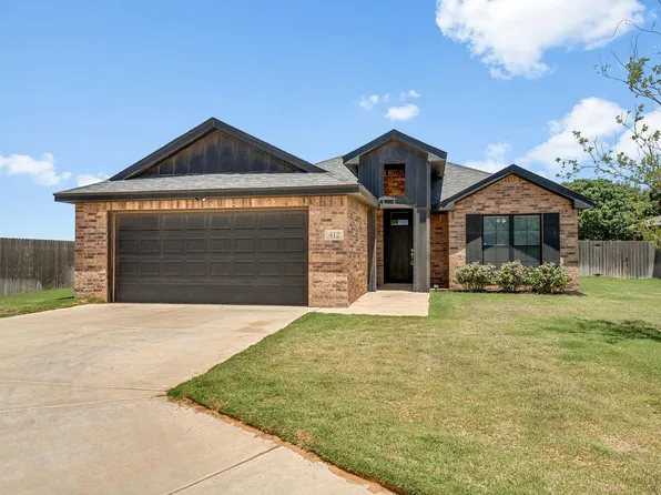 412 Cowboy Ln, Wolfforth, TX 79382