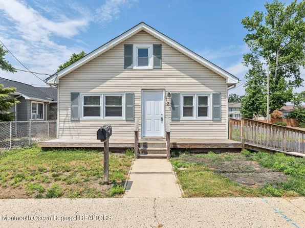 131 Central Avenue, Union Beach, NJ 07735