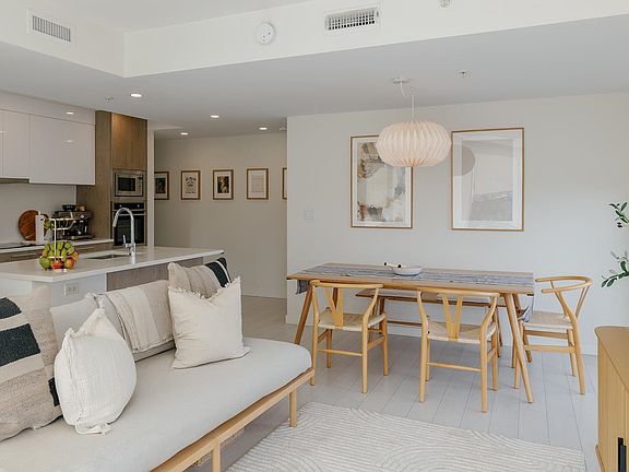 3rd image of 285 E 10th Ave #305