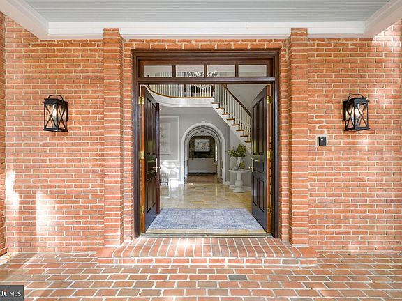 4th image of 13813 Hidden Glen Ln