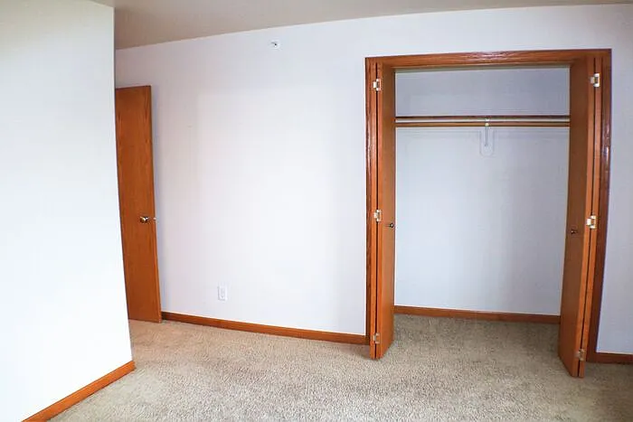 510 Pond View Dr #301 — Photo 14