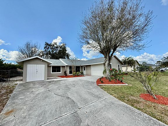 4th image of 2032 SW Greenan Lane