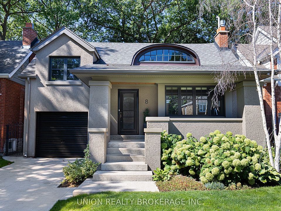 1st image of 8 Woodland Park Rd