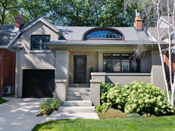 8 Woodland Park Rd, Toronto, ON M1N 2X6