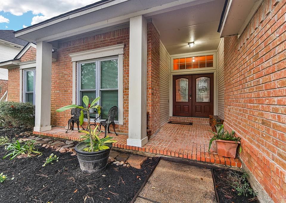 1st image of 5431 Fern Park Dr
