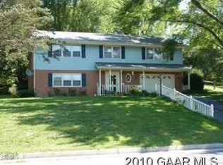 708 Charles St, Waynesboro, VA 22980