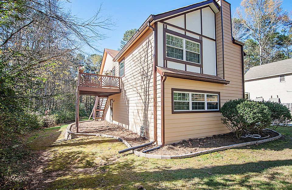 1st image of 1863 Beaver Dam Ln NE