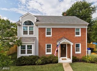 5229 11th St S, Arlington, VA 22204