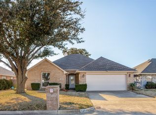 7409 Cascade Ct, Fort Worth, TX 76137