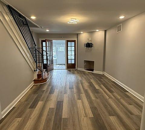 5th image of 1145 S 60th St