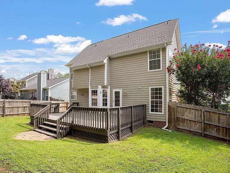 209 Trailview Dr — Photo 30