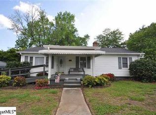 117 Connecticut Ave, Greer, SC 29650