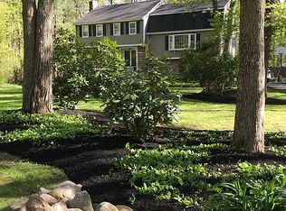 14 Hansom Rd, Andover, MA 01810