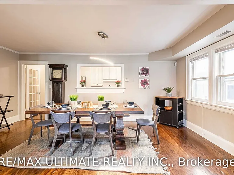 470 Oriole Pkwy #4 — Photo 14