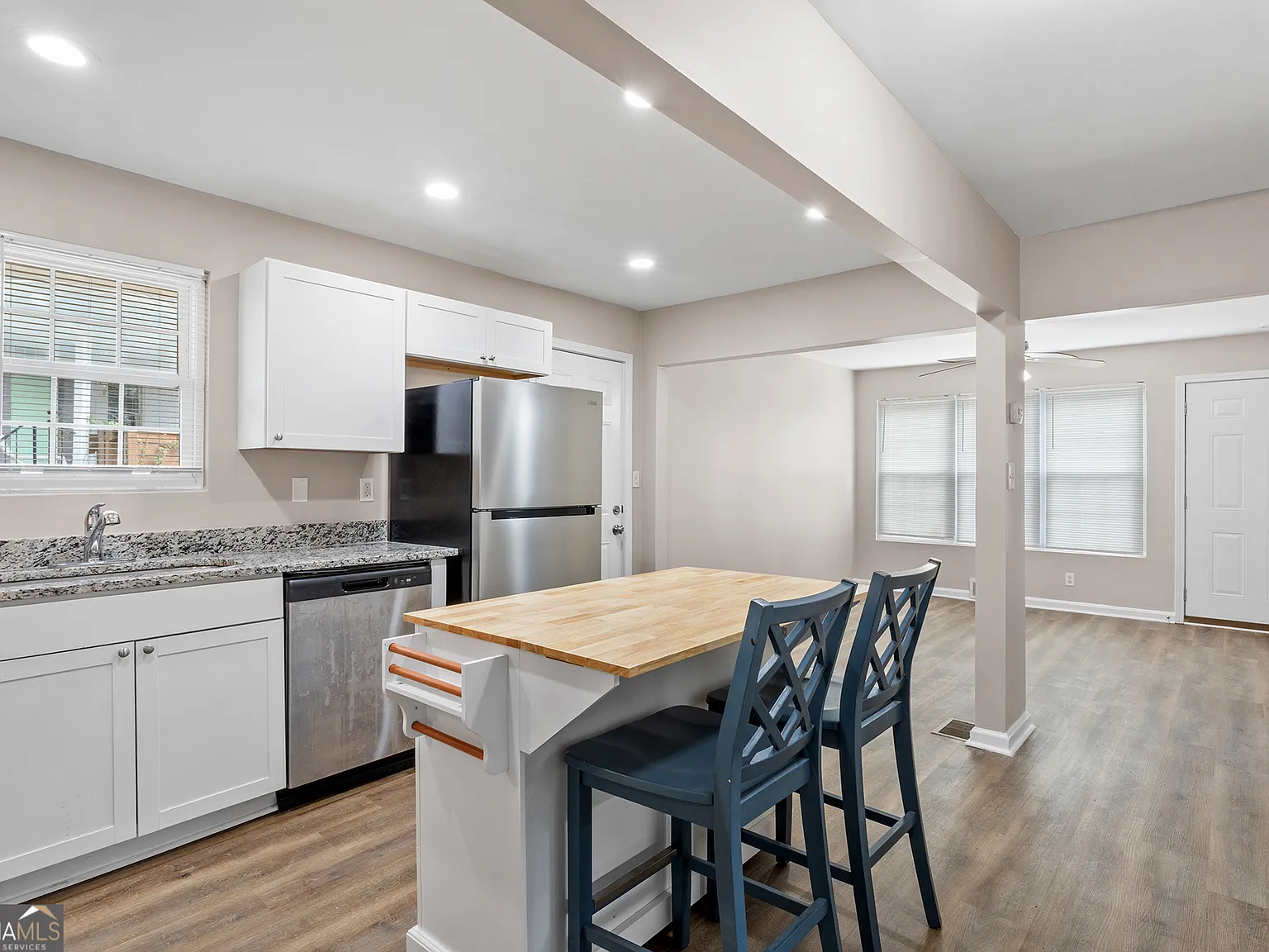 4 bed, 2.0 bath, 1125 sqft, $2,000 — Photo 4