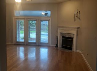 8870 Camshire Dr, Jacksonville, FL 32244