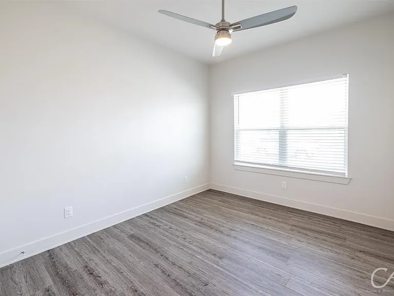3750 Kala Dr — Photo 17