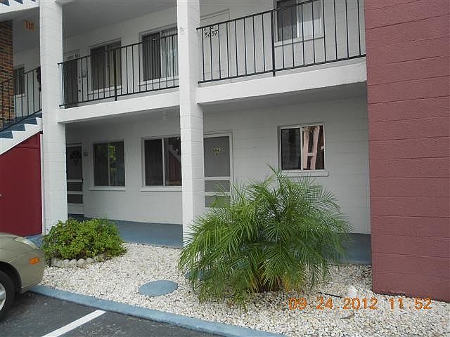 1st image of 5843 Palm Ln #B2