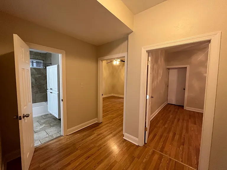 217 Stratford Ave #3 — Photo 9