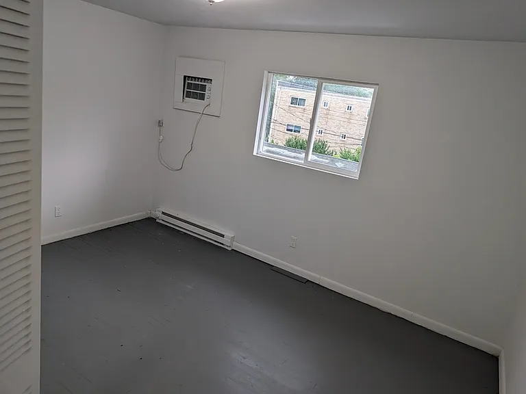 96 Cromwell Pl #6 — Photo 8