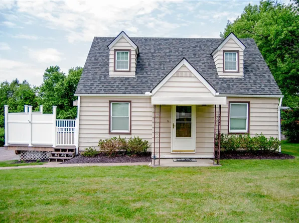 2908 Conway Wallrose Rd, Baden, PA 15005
