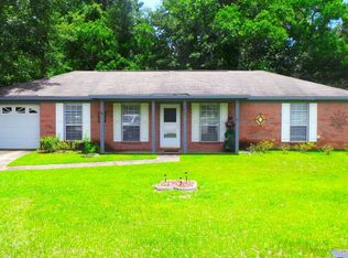 103 Myrtle Ct, Foley, AL 36535