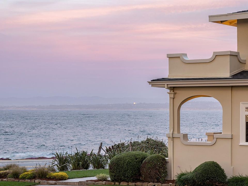 1051 Ocean View Blvd, Pacific Grove, CA 93950 | MLS #ML82050844