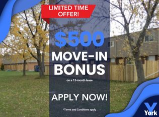 2728 Scarsdale Rd, Windsor, ON N8R 1R3