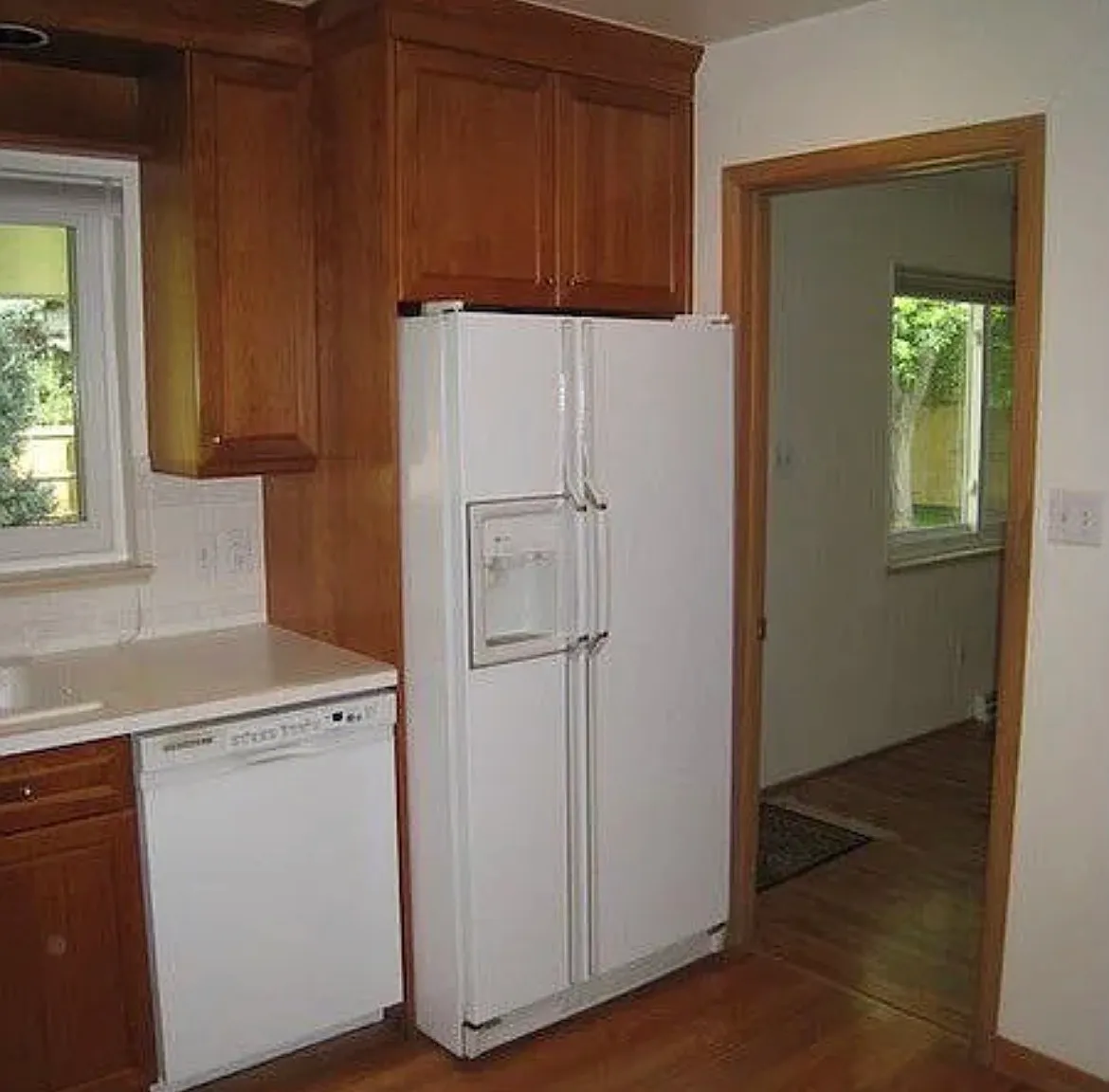 3 bed, 3.0 bath, 3230 sqft, $2,750 — Photo 4