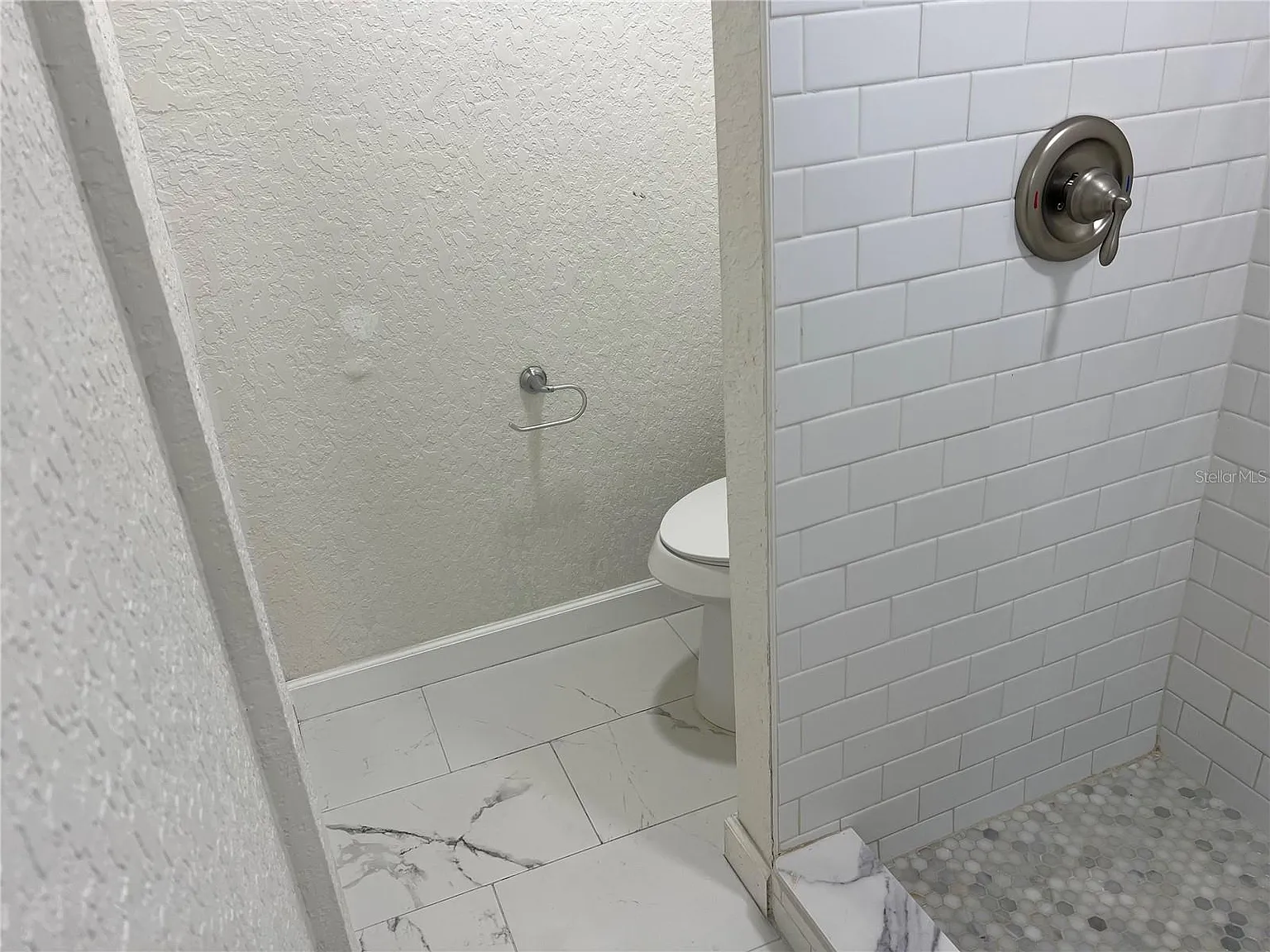 2 bed, 1360 sqft, $2,200 — Photo 4