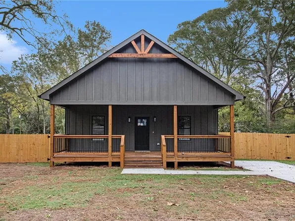 93 Arnco 2nd St, Newnan, GA 30263