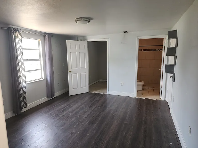 4627 Orlando Cir — Photo 7