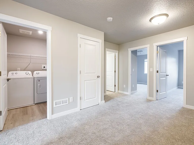 Oak Heritage Townhomes — Photo 24