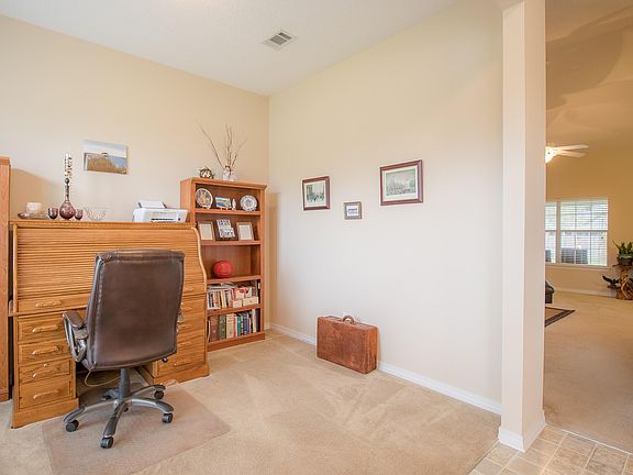3rd image of 10211 Green Leaf Cir