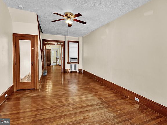 4th image of 1145 Chestnut St