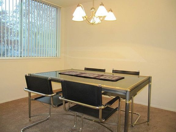5th image of 712 Colony Dr #712