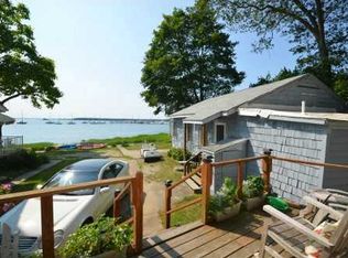 125 Midgley Ave, Warwick, RI 02886