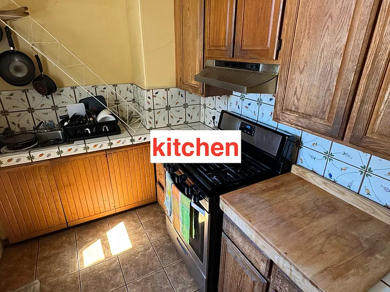 3121 Clement St — Photo 14