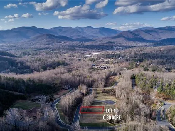 16 Old Lafayette Ln, Black Mountain, NC 28711