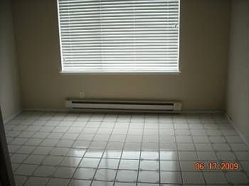 3rd image of 5001 Palmetto Ave APT 77
