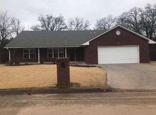 1123 W Washington Cir, Tecumseh, OK 74873