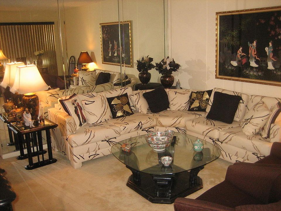 1st image of 236 Upminster Cir