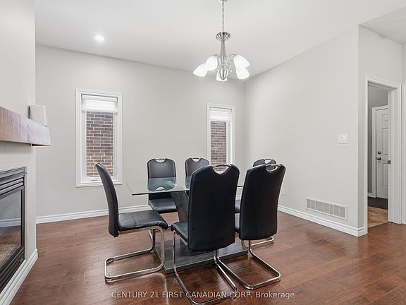4th image of 3361 Paulpeel Ave